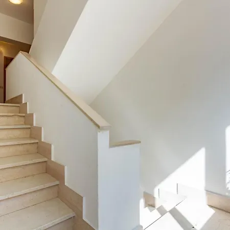 Apartment Trieste Trilo 5 - Myho Casa Alba Adriatica
